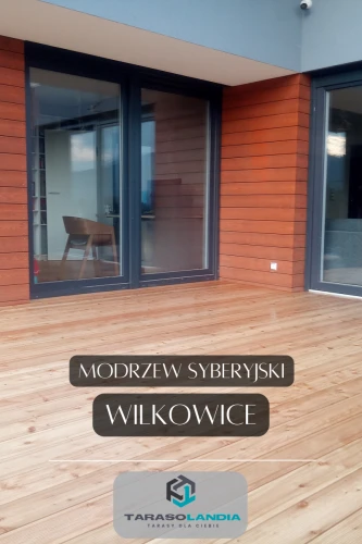 Wilkowice, budowa tarasu drewnianego z Modrzewia Syberyjskiego